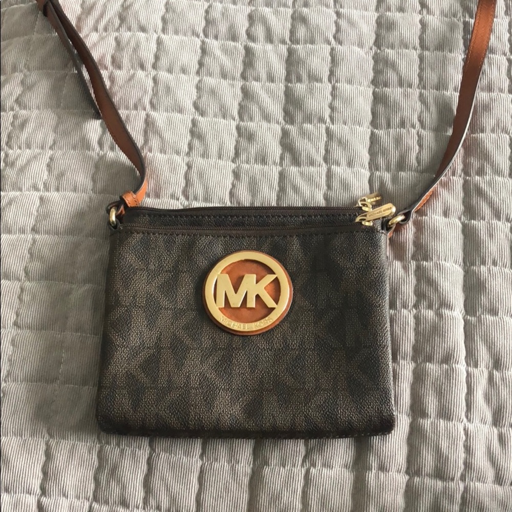 Shoulder purse